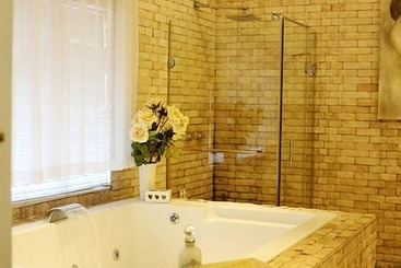 پانسیون Moonriver Guest House