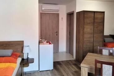 پانسیون Penzion A Wellness U Třeboňské Madony