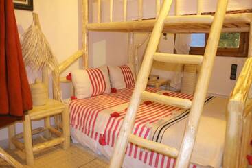 بنسيون Safari Week End