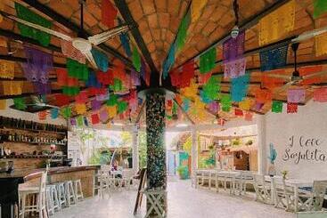 هاستل La Redonda Sayulita Hostal