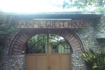پانسیون Karafil Guesthouse