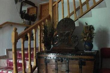 پانسیون Karafil Guesthouse