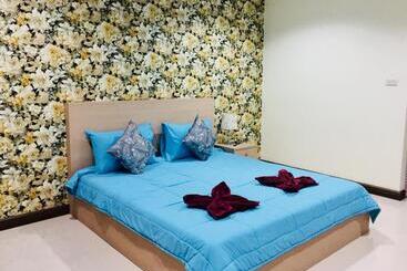 Thani Residence