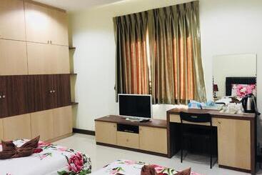 Thani Residence