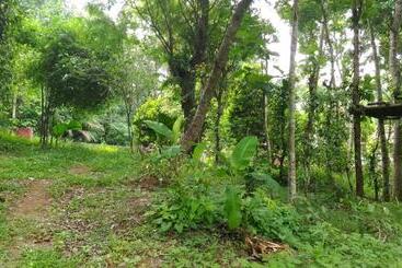هتل Philip Mary Farm Stay
