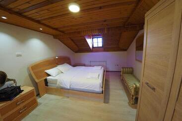 پانسیون Guest House Don Lux