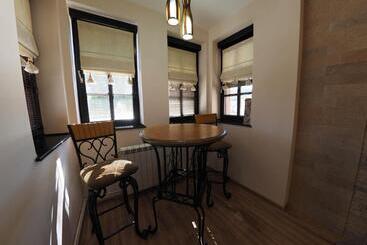 پانسیون Guest House Don Lux