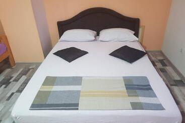 پانسیون Guesthouse Ines
