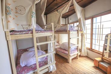بنسيون Kushiro Guesthouse Cook A Doodle Doo   Hostel