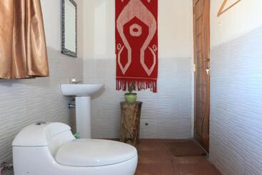 پانسیون Morinda Villa And Resto