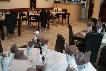 Pensiune Restaurant Sfinx