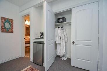 تختخواب و صبحانه Houston Towers, Downtown Med Ctr, Nrg, Adults Only