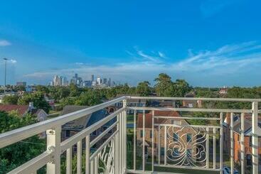 تختخواب و صبحانه Houston Towers, Downtown Med Ctr, Nrg, Adults Only