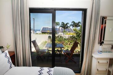 پانسیون Sea Dreams Guesthouse