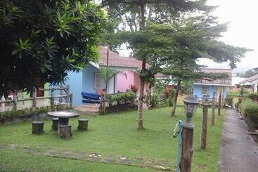 پانسیون Dahla House Ranong