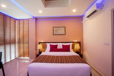 پانسیون The Avenue And Spa