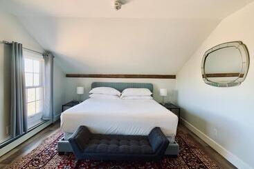 هاستل South Landing Inn