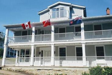 هاستل South Landing Inn