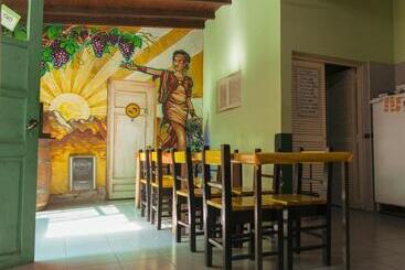 پانسیون Hostel Trotamundos