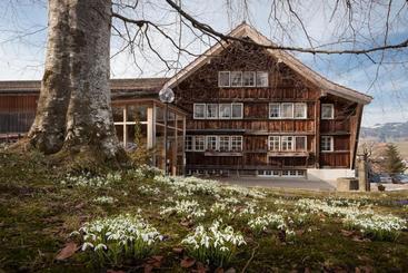 Auberge Hôtelière Ferienhotel Idyll Gais