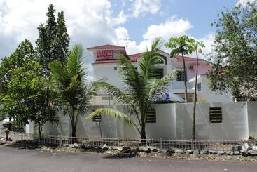 پانسیون Desatebrau Newstar Homestay   Wedding Bridal House