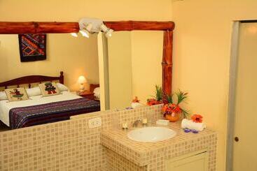 پانسیون Hostal Yatasto