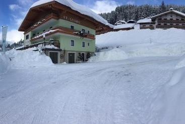 تختخواب و صبحانه Landhaus St. Georg
