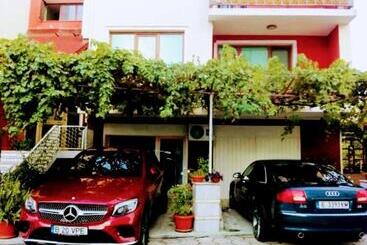 پانسیون Guest House Sofia