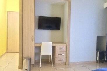 پانسیون Hostel Paradise St