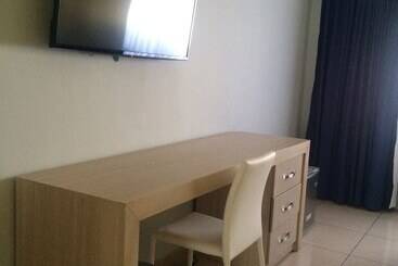 پانسیون Hostel Paradise St