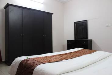 Al Eairy Furnished Apartments Al Baha 2