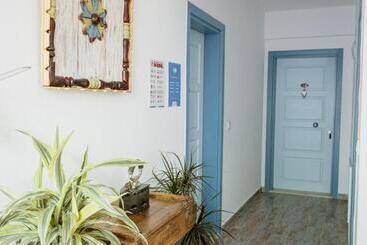 Azra Apart & Otel