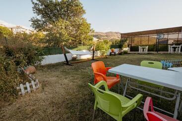 Azra Apart & Otel