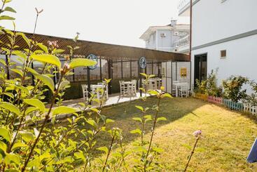 Azra Apart & Otel