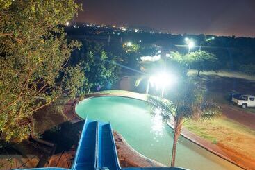 Hartbeespoort Holiday Resort