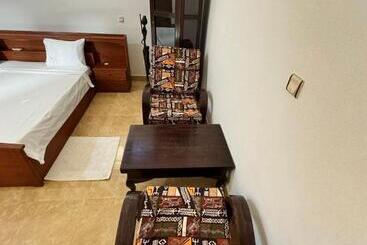 هاستل Ramaya Auberge Espagnole