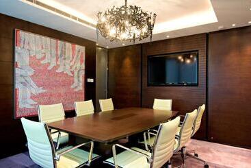 The Harbourview Place @ The Icc Megalopolis