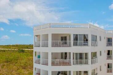 Turtle's Nest Beach Resort
