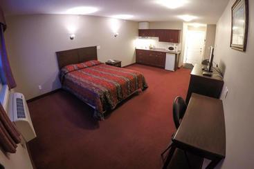 هاستل Westwood Inn