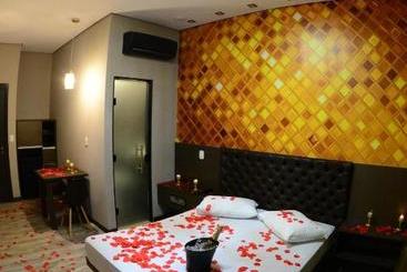 Helus Motel