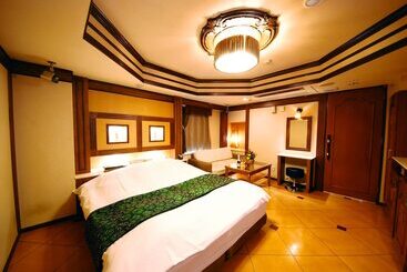 هتل Vanilla Resort Kawagoe   Adults Only