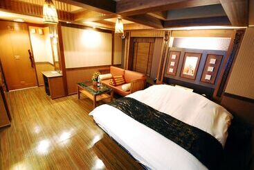 هتل Vanilla Resort Kawagoe   Adults Only