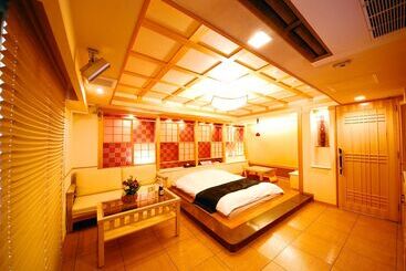 هتل Vanilla Resort Kawagoe   Adults Only