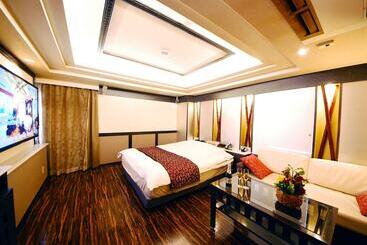 هتل Vanilla Resort Kawagoe   Adults Only