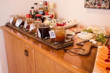 膳宿费 Glenfinnan Guest House
