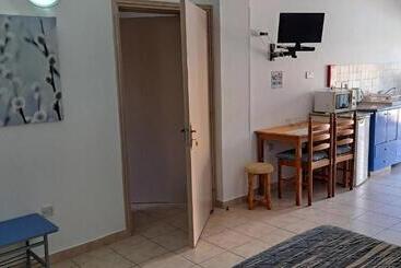 C & A Hotel Apartments