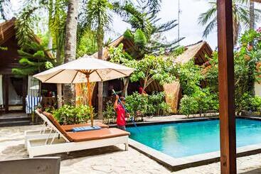 پانسیون Zipp Bar Restaurant & Bungalows