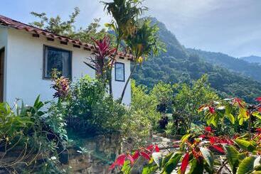 هاستل Mundo Nuevo Eco Lodge