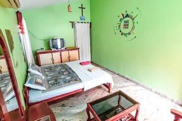 پانسیون Auslyn Guest House