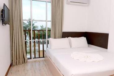 پانسیون Express Inn At Hulhumale